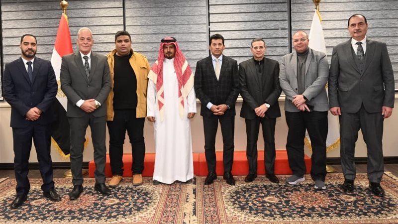 الدكتور أشرف صبحي