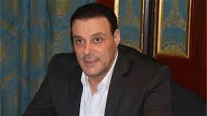 عصام عبد الفتاح