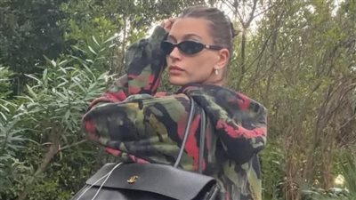 بعد أن ارتدتها كايلي جينر.. حقيبة الـ It Girl لعام 2026