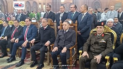 محافظ الفيوم يزور الكنائس لتقديم التهنئة للإخوة الأقباط بعيد الميلاد المجيد