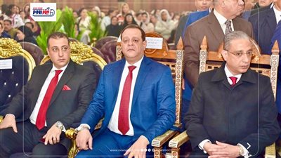 مدير أمن الفيوم يزور الكنائس لتقديم التهنئة للإخوة الأقباط بعيد الميلاد المجيد