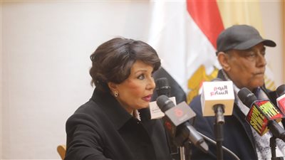 مهرجان المسرح العربي ووزارة الثقافة يكرمان نخبة من النجوم ورموز الإبداع المسرح
