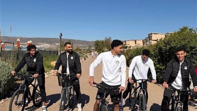 بالدراجة.. نجوم المنتخب يكسرون الضغوط بقيادة 