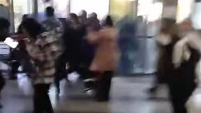 بيضـربوا بعض قدام المريض.. مشاجرة عنيفة داخل مستشفى كفر شكر بالقليوبية