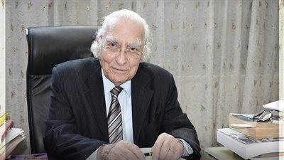 رئيس الطائفة الإنجيلية ينعى المفكر والفيلسوف الكبير الدكتور مراد وهبة