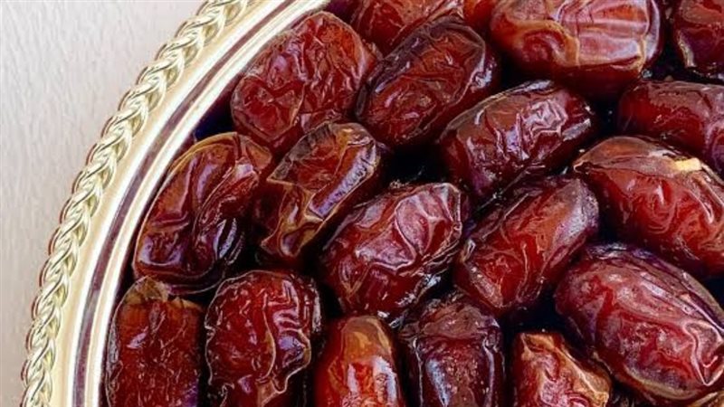 ماذا يفعل التمر بطاقة