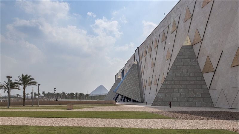 المواقع المزورة
