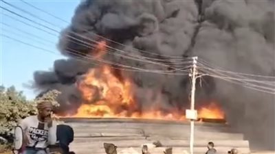 حريق هائل فى مواسير صرف صحي بسنتريس مركز أشمون بالمنوفية