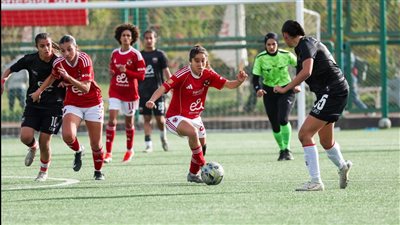 كرة القدم النسائية| الأهلي يفوز على بالم هيلز بثمانية أهداف نظيفة في الدوري