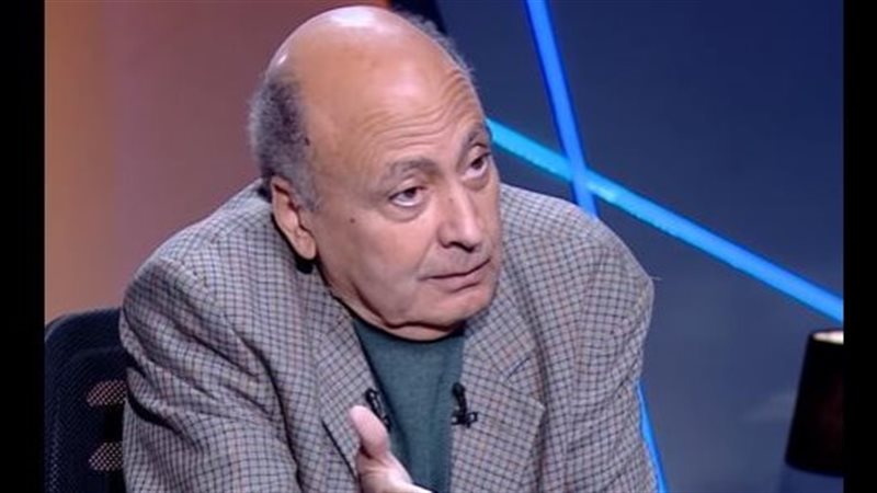 الكاتب الصحفي أسامة