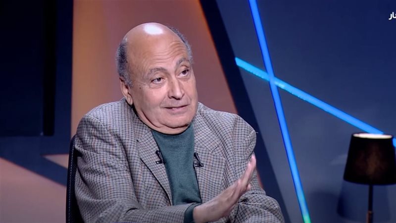الكاتب الصحفي أسامة