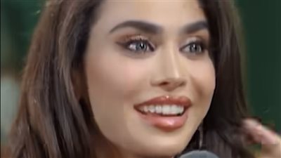 البلوجر اللبنانية يومي خوري: زوجي يريد إنجاب 10 أطفال 