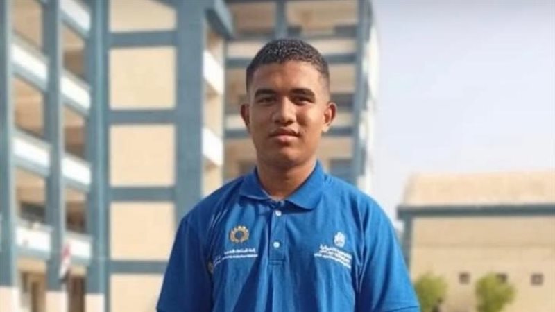 الراحل احمد هلال