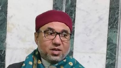 العشماوي: المساجد بيوت الله لا ساحات للدعاية وصور المسؤولين 