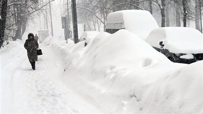 موسكو تحت الثلوج.. أعنف عاصفة تضرب روسيا منذ أكثر من 50 عاما|فيديو