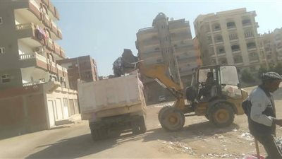 مواصلة أعمال النظافة ورفع القمامة والمخلفات بحي فيصل. بالسويس 