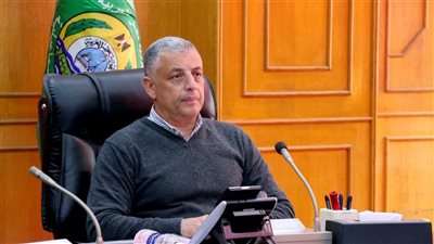 محافظ الإسماعيلية يوجه بتسريع إنهاء ملفات التصالح وتقنين أراضي أملاك الدولة