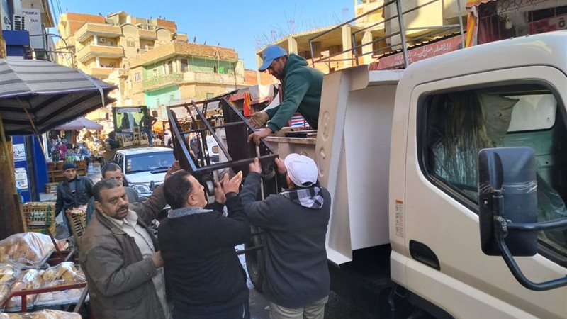 رفع 585 إشغال وتحرير