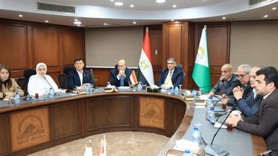 محافظ الجيزة يلتقي وفدا من رجال الأعمال والمستثمرين الصينيين لبحث تعزيزالتعاون