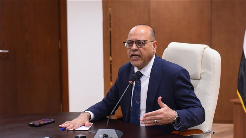 وزير العمل 