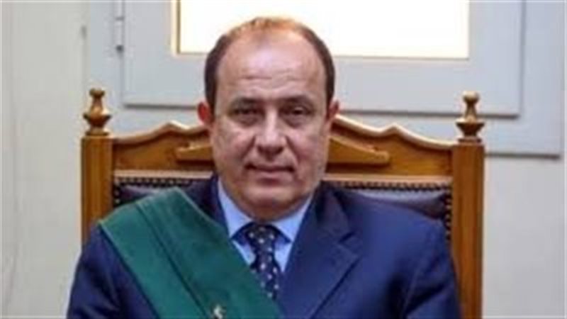  محاكمة 50 متهما