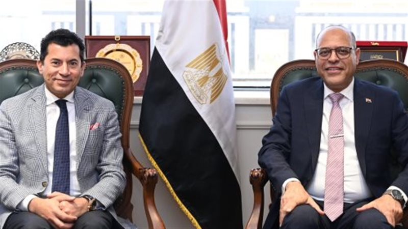 وزيري العمل والرياضة