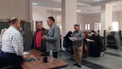 الزرقاني يتابع مستجدات ملفي التصالح والمتغيرات بمجمعي الخدمات بزاوية الناعورة