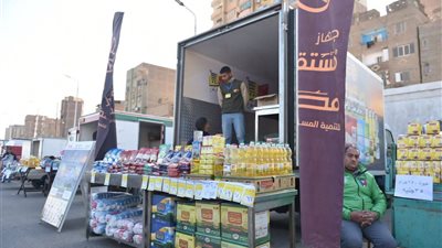 افتتاح سوق اليوم الواحد بإمبابة لتوفير السلع الأساسية بأسعار مخفضة