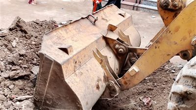 إصلاح عاجل لهبوط أرضي بشارع داير الناحية بالباجور دون خسائر