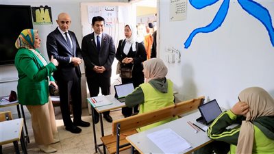 وزير التعليم ونظيره الياباني يتفقدان مدرسة السيدة نفيسة الثانوية بنات
