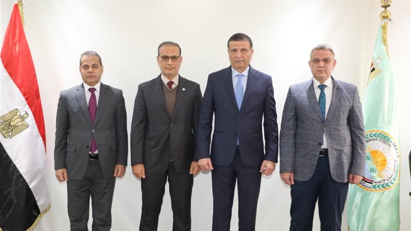وزير الزراعة واستصلاح