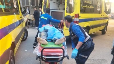 إصابة 13 مواطنا في حادث انقلاب ميكروباص بالإسماعيلية