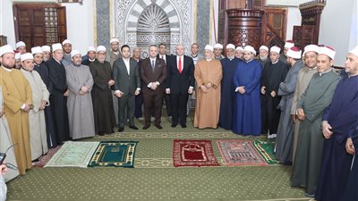 محافظ بني سويف يهنئ أبناء وقيادات المحافظة باحتفالات الإسراء والمعراج