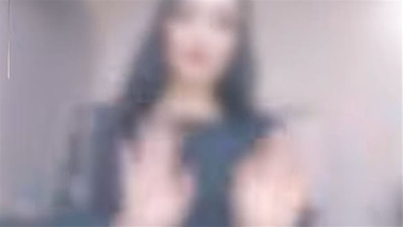 ضبط صانعة فيديوهات