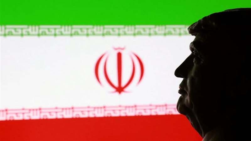 ترامب وإيران 