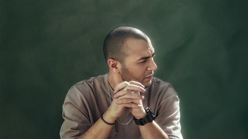 شاهين 