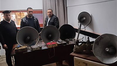 إزالة ١٥٠ مخالفة إشغال طريق ومصادرة مكبرات صوت خلال حملة مكبرة بكفر الدوار 