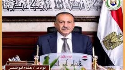 محافظ أسيوط يتفقد تطوير ميدان القرآن الكريم بمنطقة سيد بحي غرب