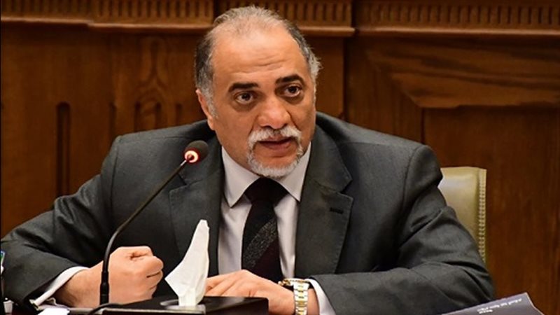 الدكتور عبدالهادي