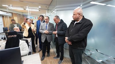 محافظ أسيوط يتابع منظومة مياه الشرب بغرب أسيوط ويشيد بجهود التطوير والتحول 