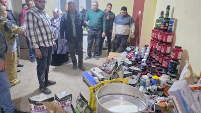 الجيزة: ضبط منشأة مخالفة لتعبئة المكملات الغذائية مجهولة المصدر بحي الطالبية