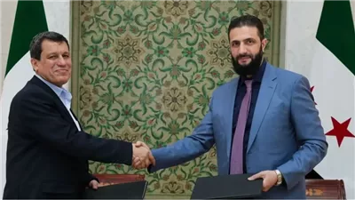 قائد قسد يصل دمشق.. محادثات مباشرة مع الشرع ومبعوث ترامب