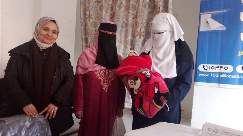 الطفل الرضيع بوحدة
