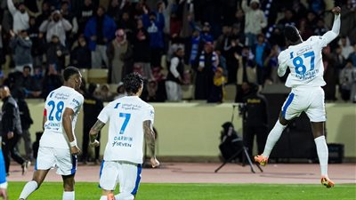 نتيجة وملخص وأهداف الهلال ونيوم 2-1 في دوري روشن      
