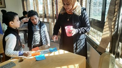 ورش تفاعلية لتنمية المهارات اللغوية للأطفال بمكتبة مصر العامة بدمنهور 