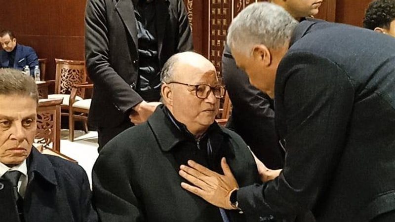 محافظ القاهرة السابق