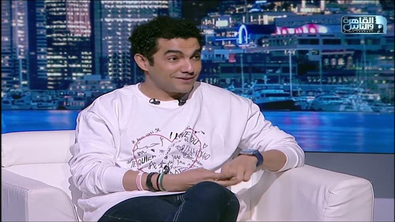 الفنان ميدو عادل