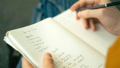 وداعًا للأفكار المزعجة .. كيف تنامين بسرعة وبهدوء كل ليلة ؟ 	