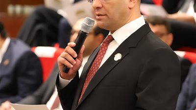 النائب أحمد إدريس يتقدم باقتراح لتعزيز دور هيئة الدواء المصرية