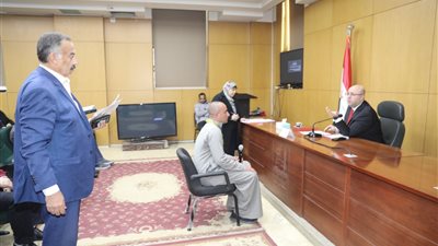 محافظ بنى سويف: إحالة المتقاعسيين للتحقيق لعدم تنفيذ قرار إزالة بقرية هلية